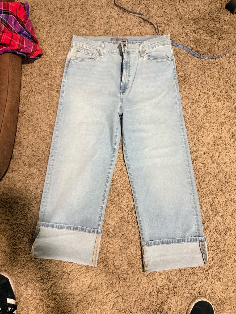 Light Blue Joe’s Women's cropped Jeans - Size 31